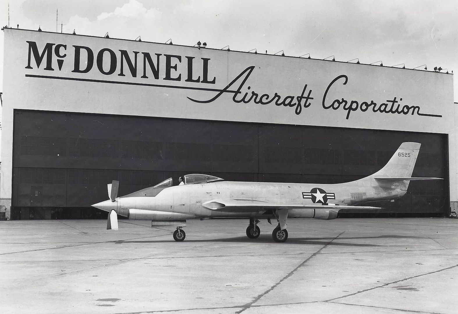 McDonnell XF 88 Voodoo 35