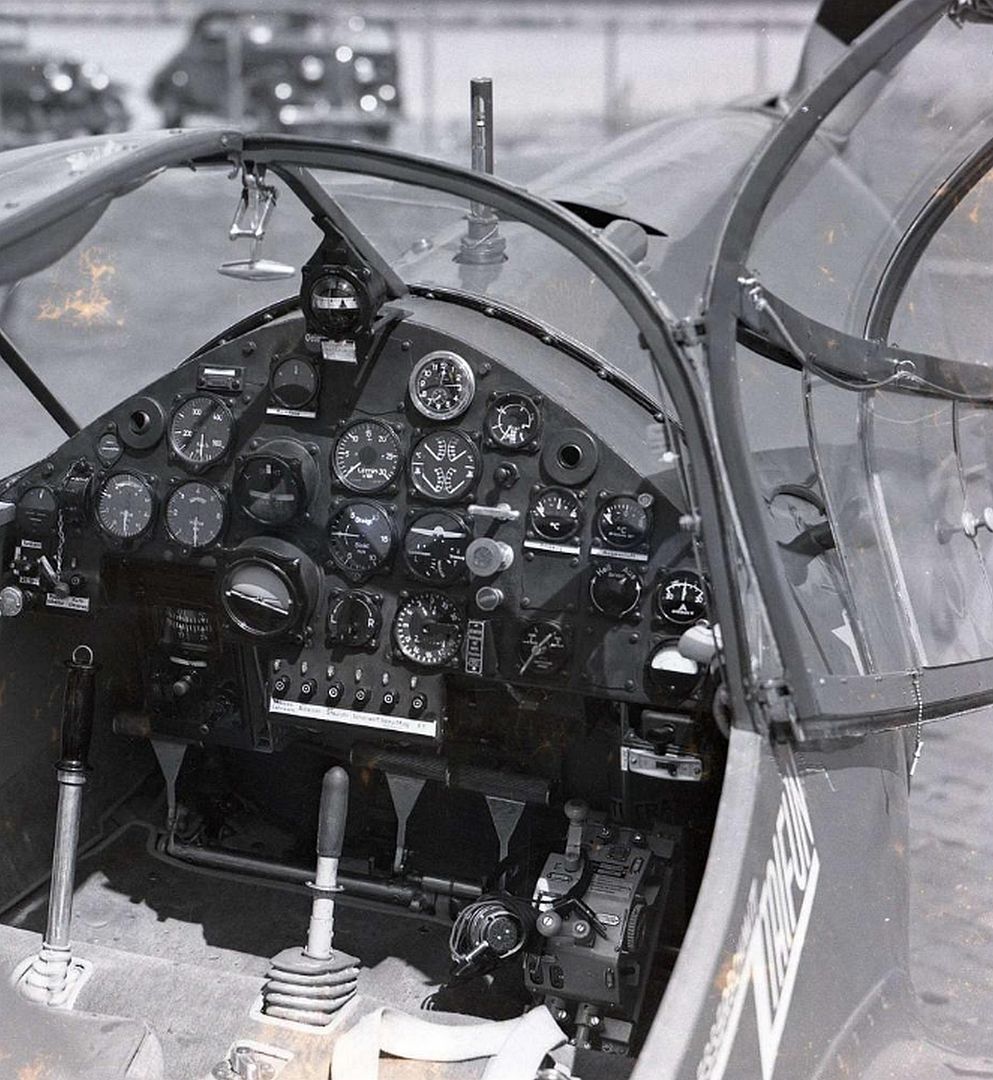 Cockpit Cockpit