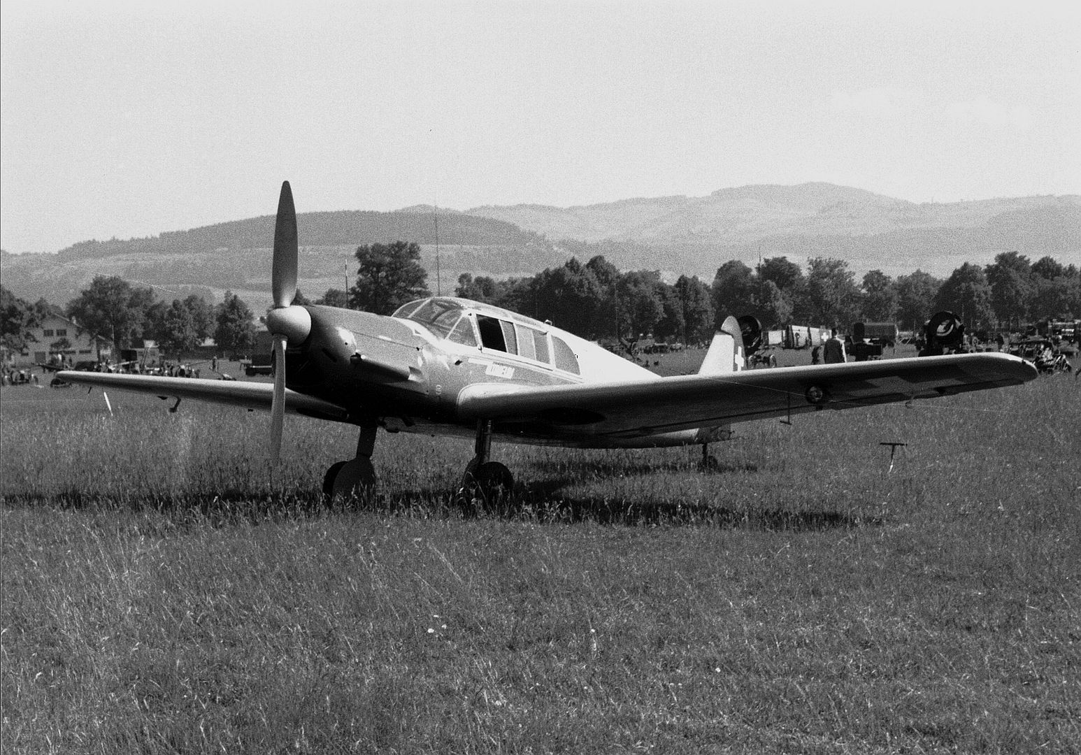 108 B Taifun Fluplatz Thun 1946 108 B Taifun Fluplatz Thun 1946