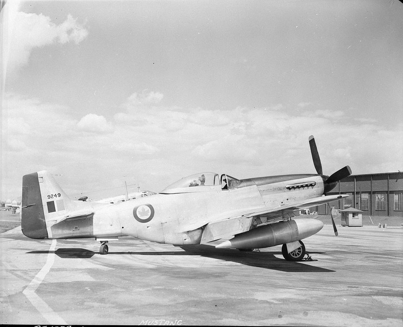 9249 Starboard Side View On Ground  9249 Starboard Side View On Ground