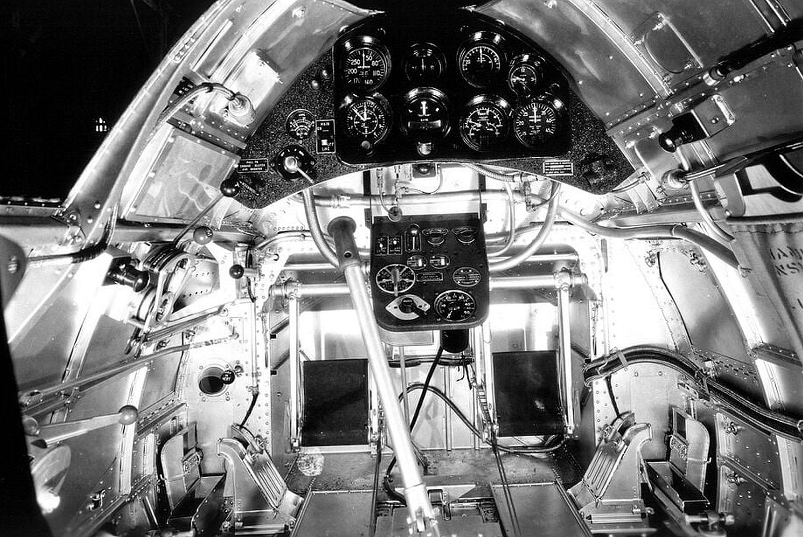 26A Cockpit 26A Cockpit