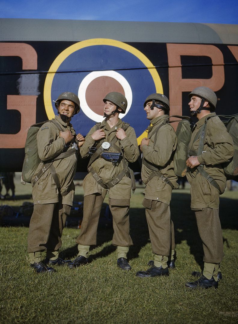 Paratroop Training In Netheravon Britain October 1942 Paratroop Training In Netheravon Britain October 1942