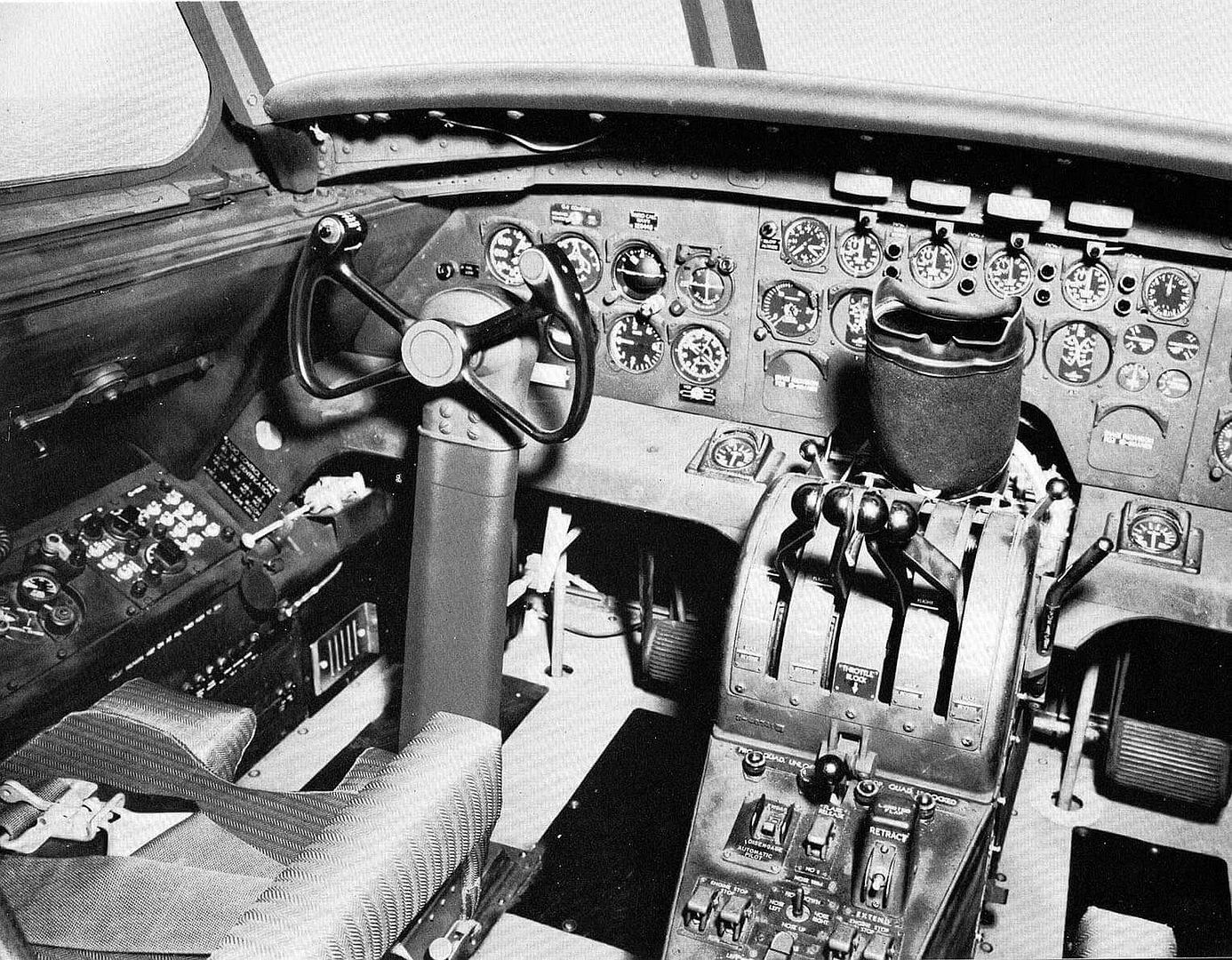 Cockpit Cockpit