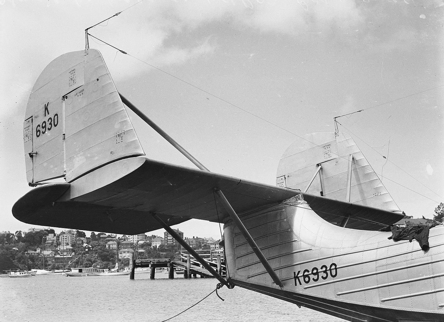 SAUNDERS ROE LONDON SAUNDERS ROE LONDON