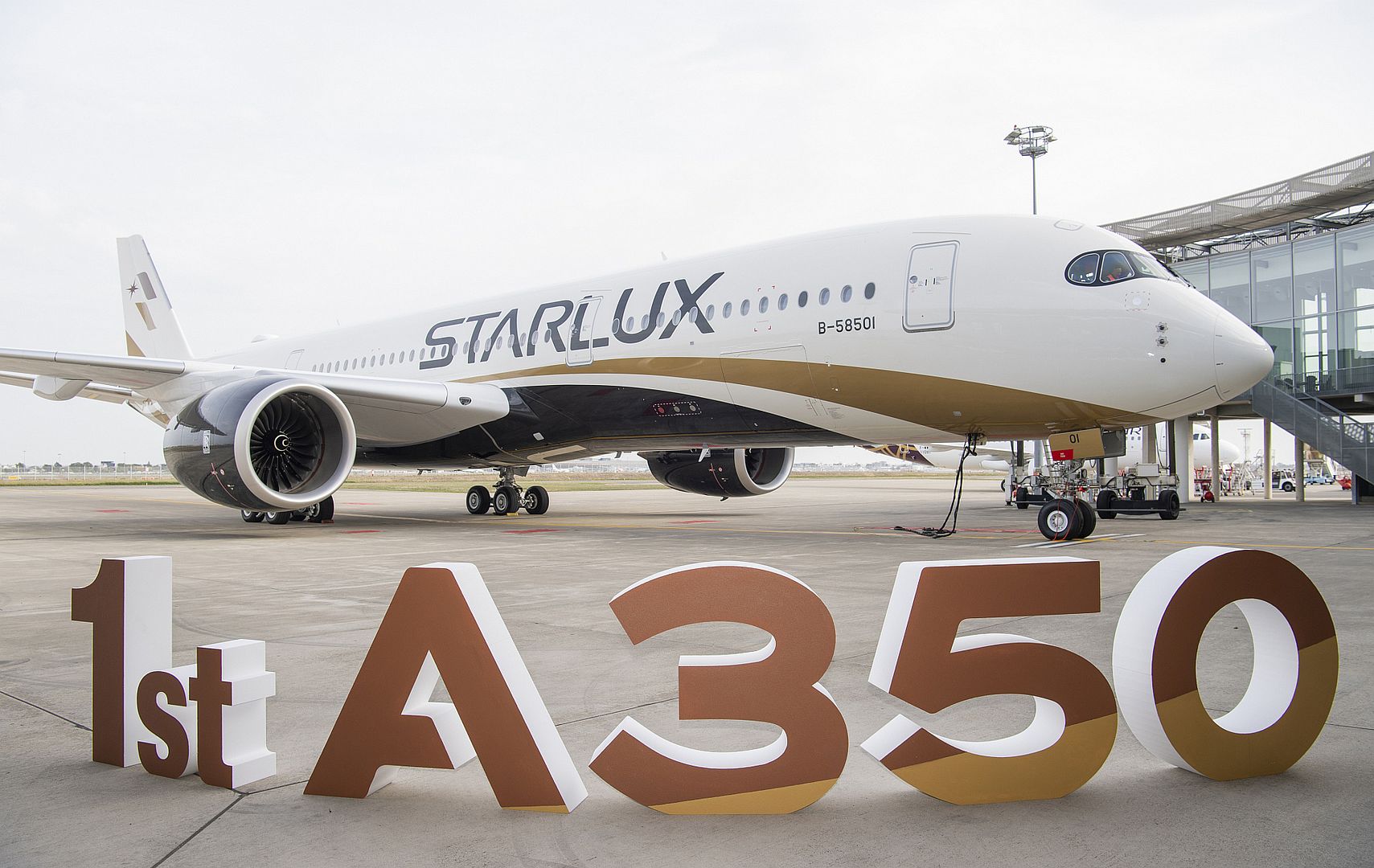 STARLUX Takes Delivery Of First A350 STARLUX Takes Delivery Of First A350