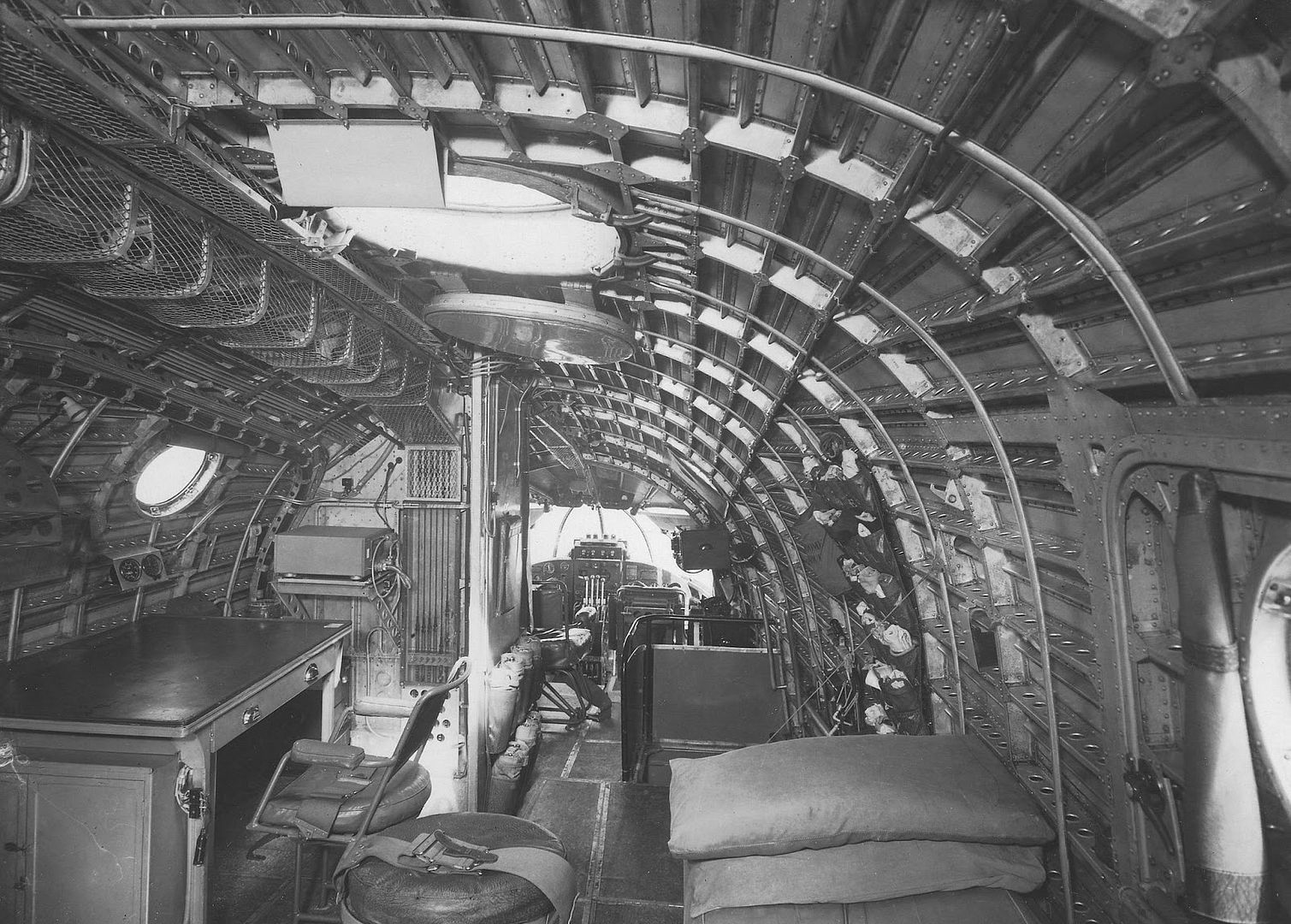 S 26 Cabin Jpg S 26 Cabin Jpg