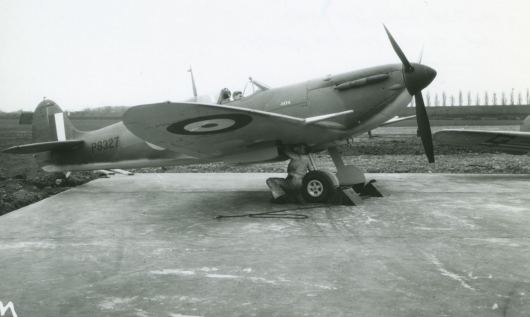 Spitfire P8327 Spitfire P8327