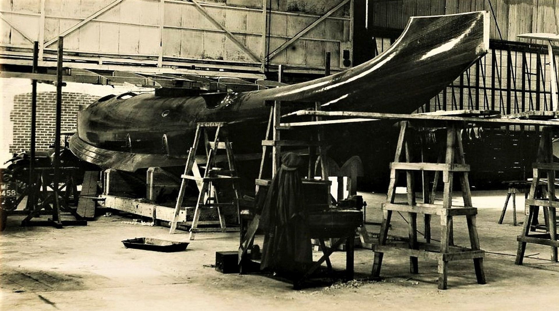 I N9898 Under Construction 21 Feb 1925 I N9898 Under Construction 21 Feb 1925