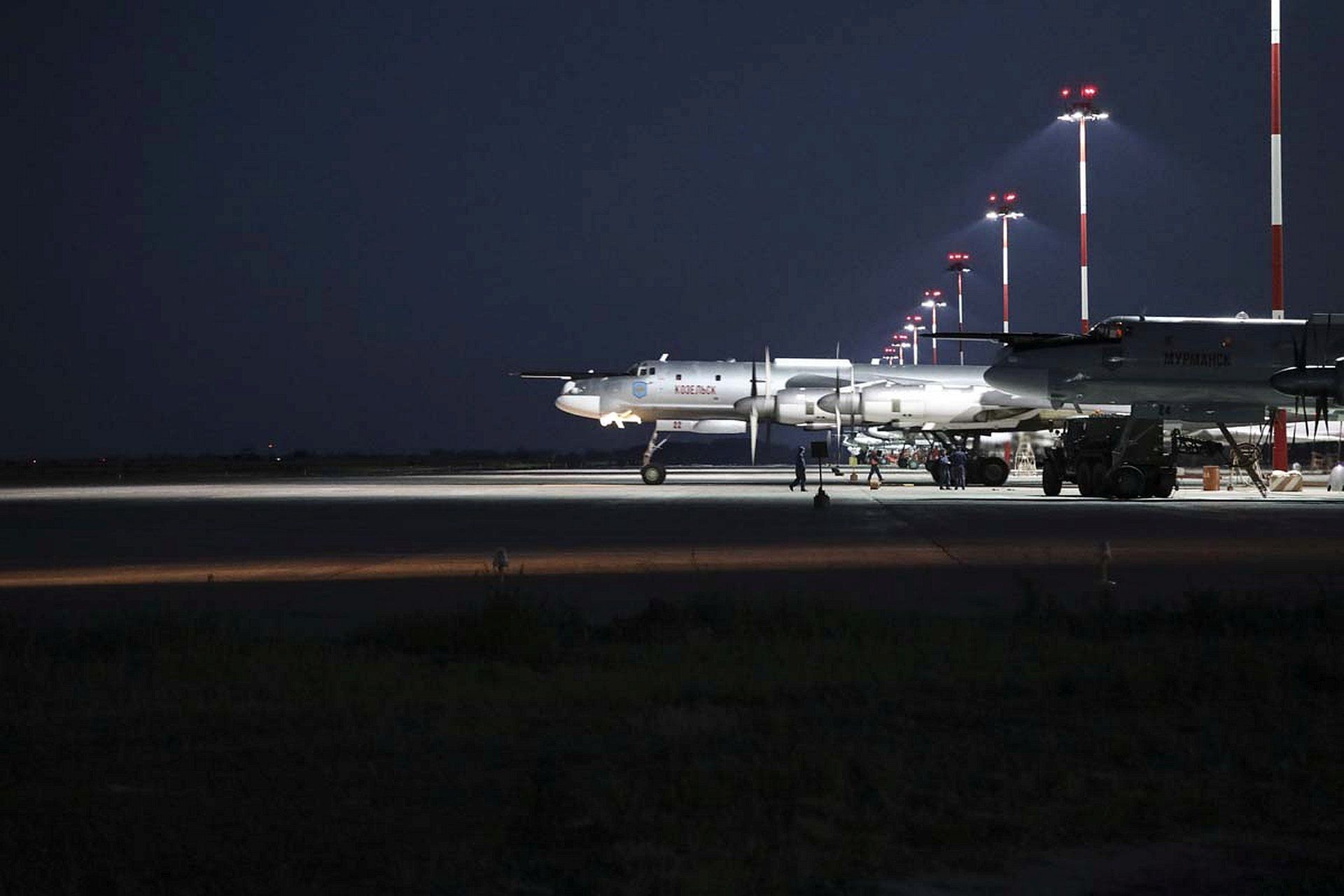 Tu 95m 2