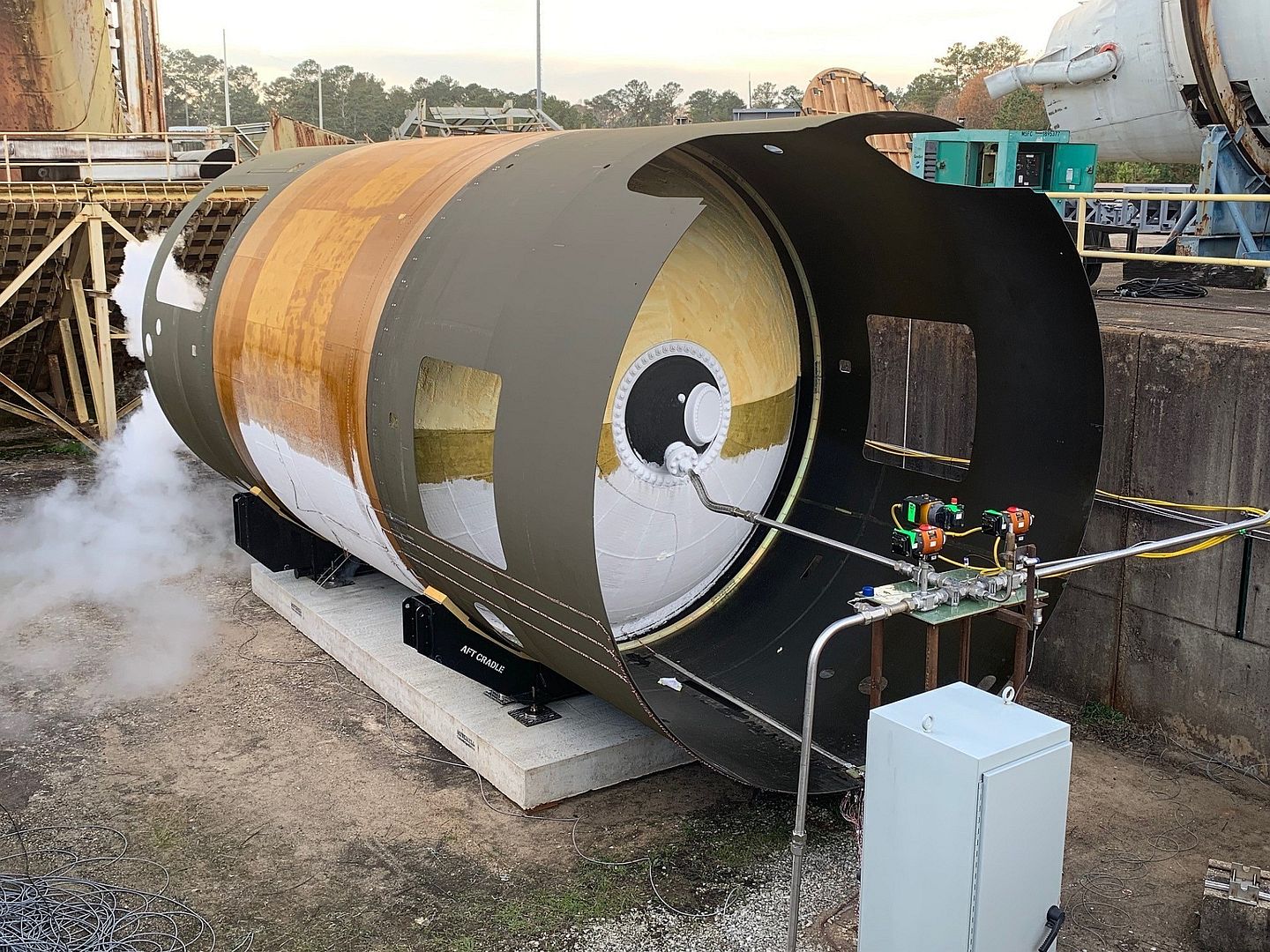 Cryogenic Fuel Tank Cryogenic Fuel Tank