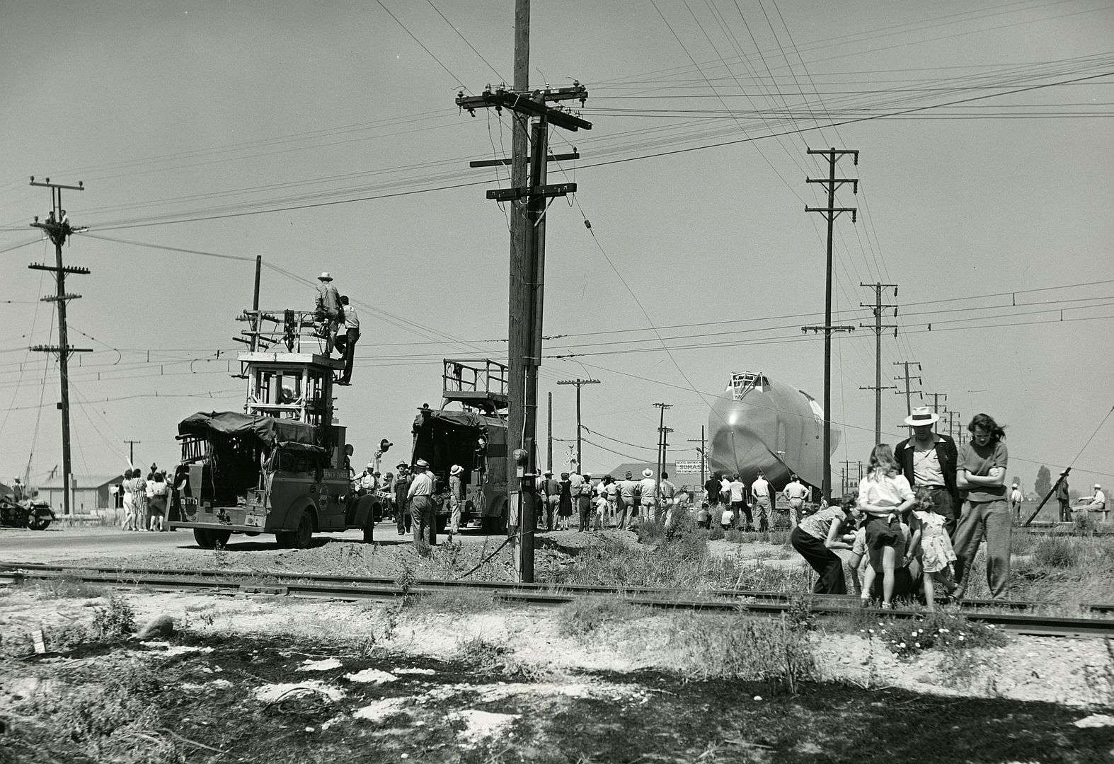 Fuselage Of Hughes Flying Boat In Transit California June 16 1946 8Kj6btxd5Vq8Ux1zLucgBX Fuselage Of Hughes Flying Boat In Transit California June 16 1946 8Kj6btxd5Vq8Ux1zLucgBX