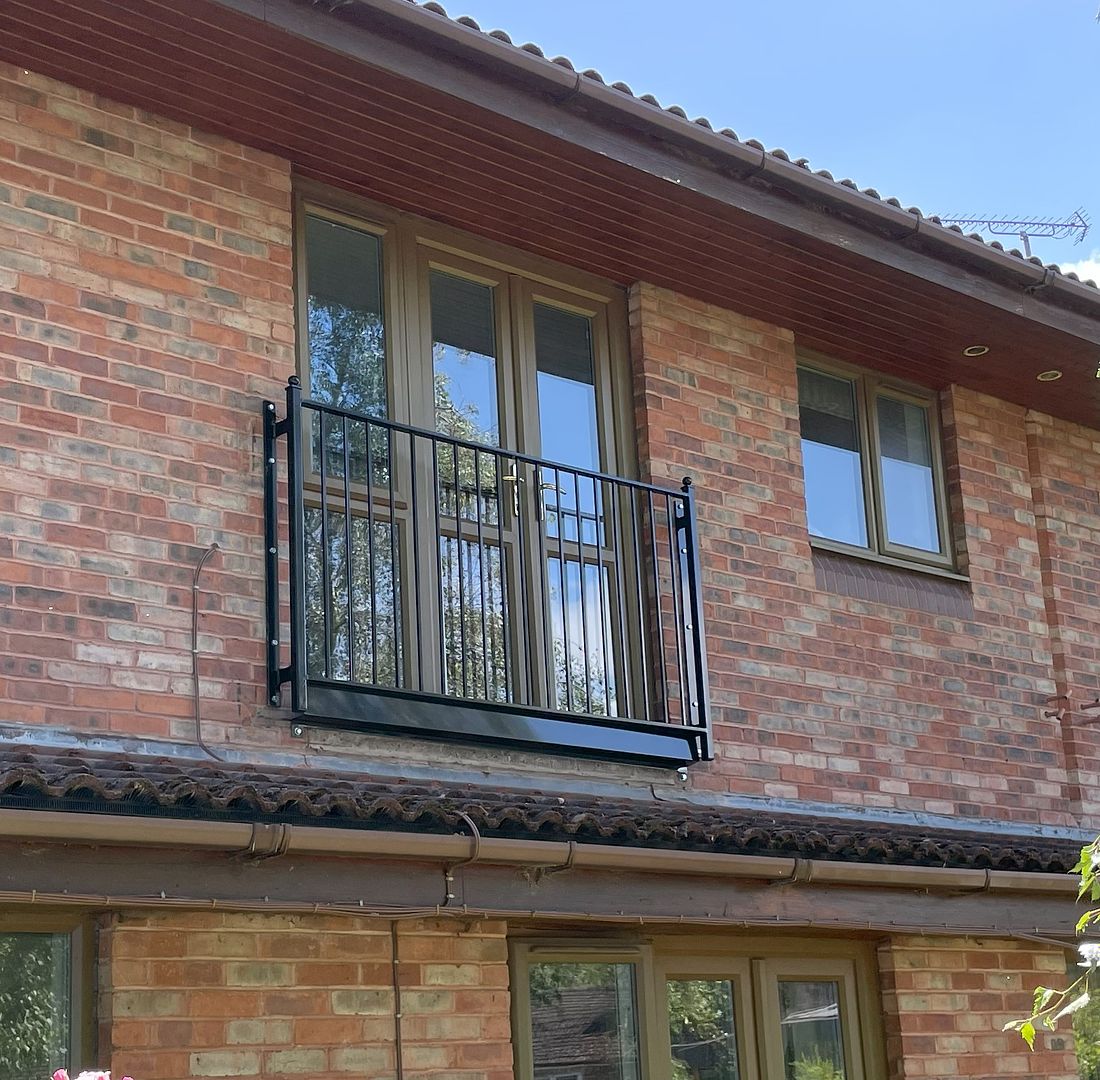 simple metal juliet balcony