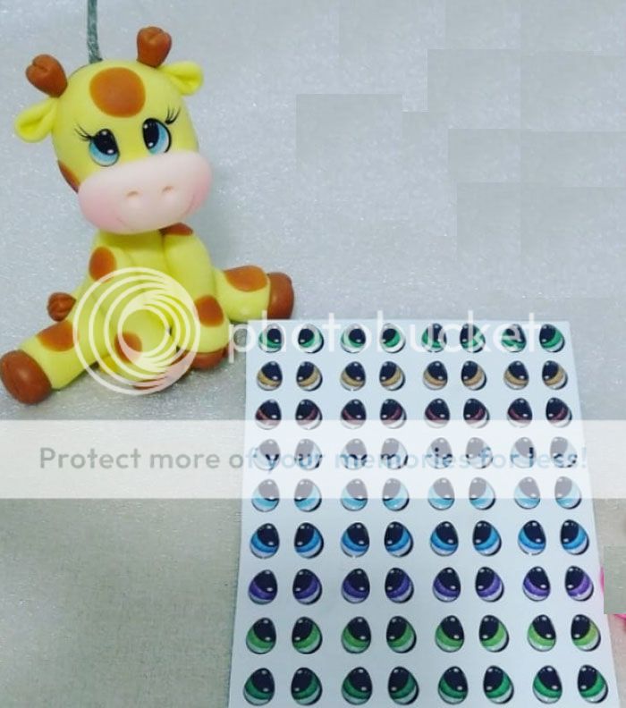 Ojos adhesivos resinados 3D de 5mm para muñecas en pasta fria fomy