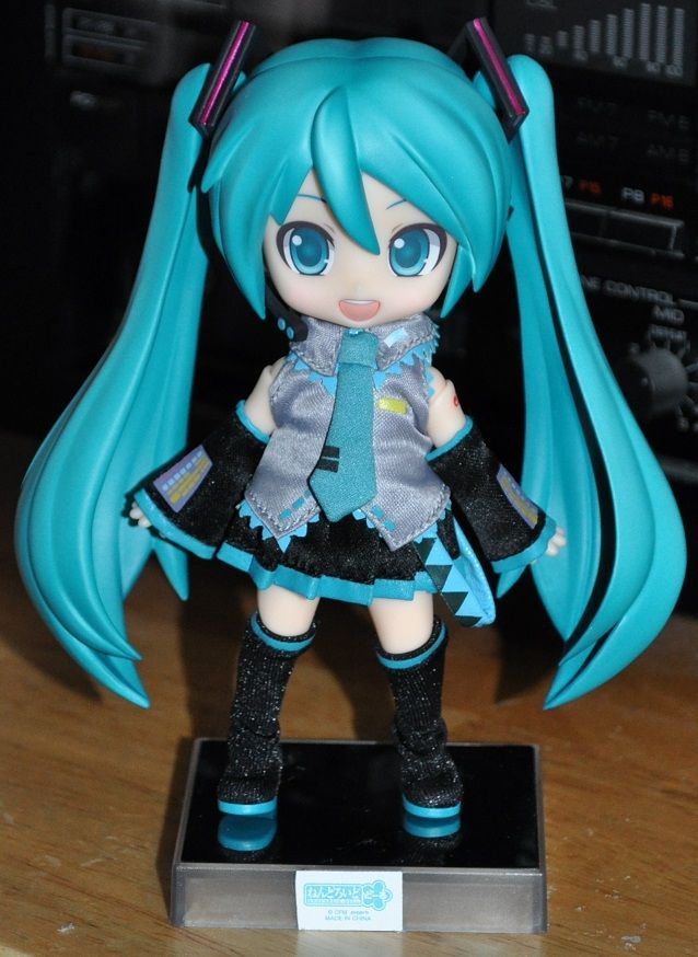 nendoroid doll miku