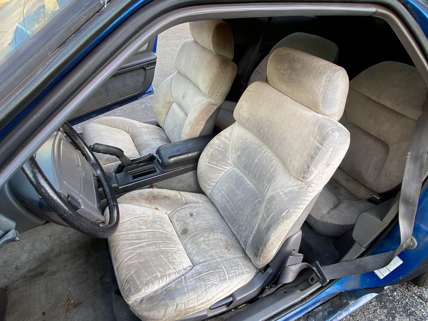 1991 Dodge Daytona IROC-20