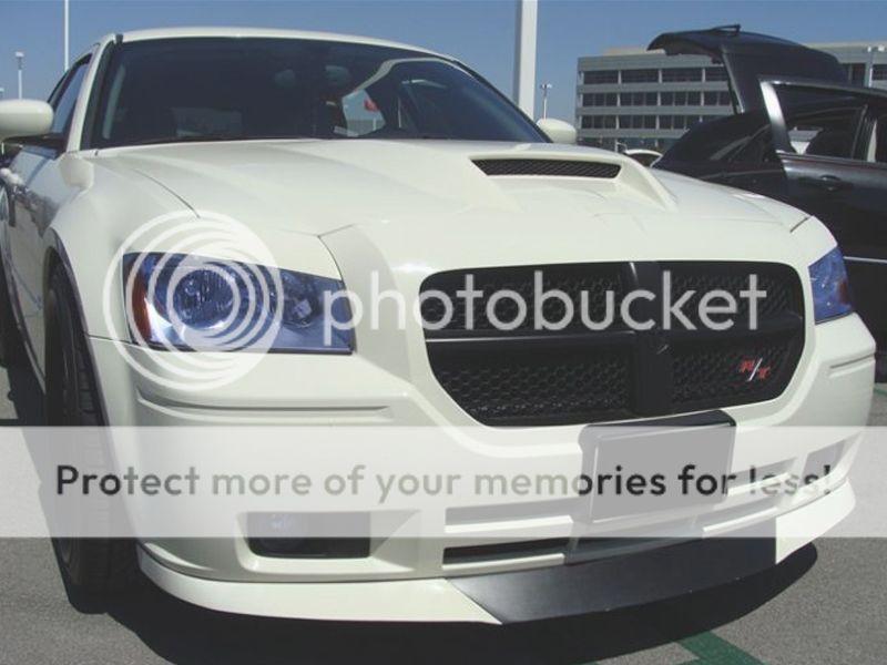 2005-2007_Dodge_Magnum_SRT-8_OEM_Style_Hood