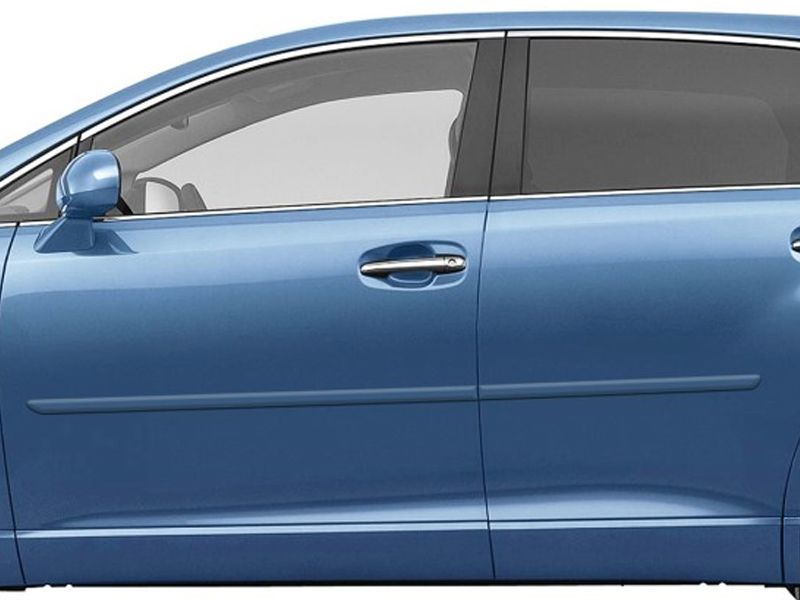 2009 - 2015 Toyota Venza  Painted Body Side Moldings