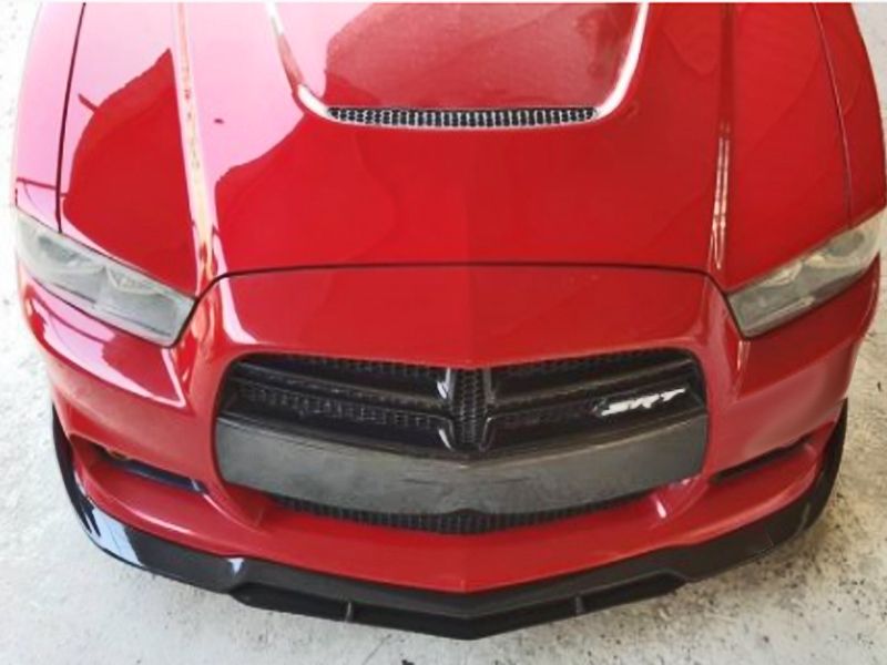 2011-2014_Dodge_Charger_front_splitter