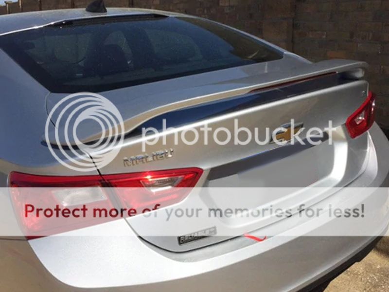 CHEVROLET_MALIBU_CUSTOM_POST_LIGHTED