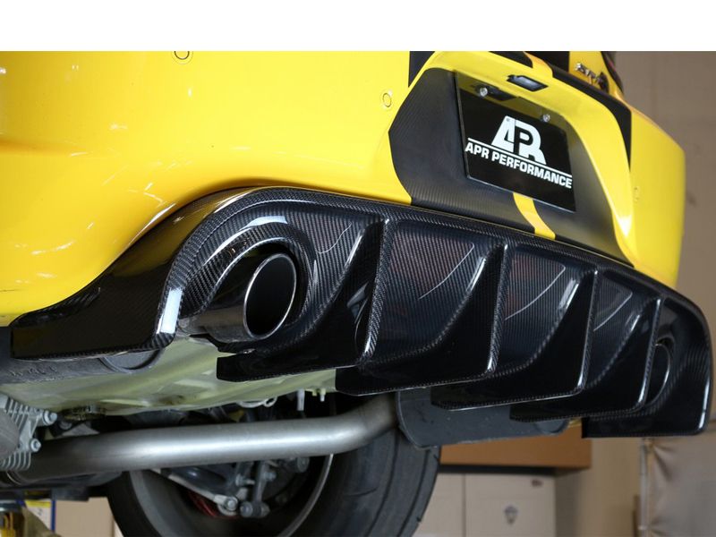 Dodge_Charger_Hellcat_Rear_Diffuser_2015-Up