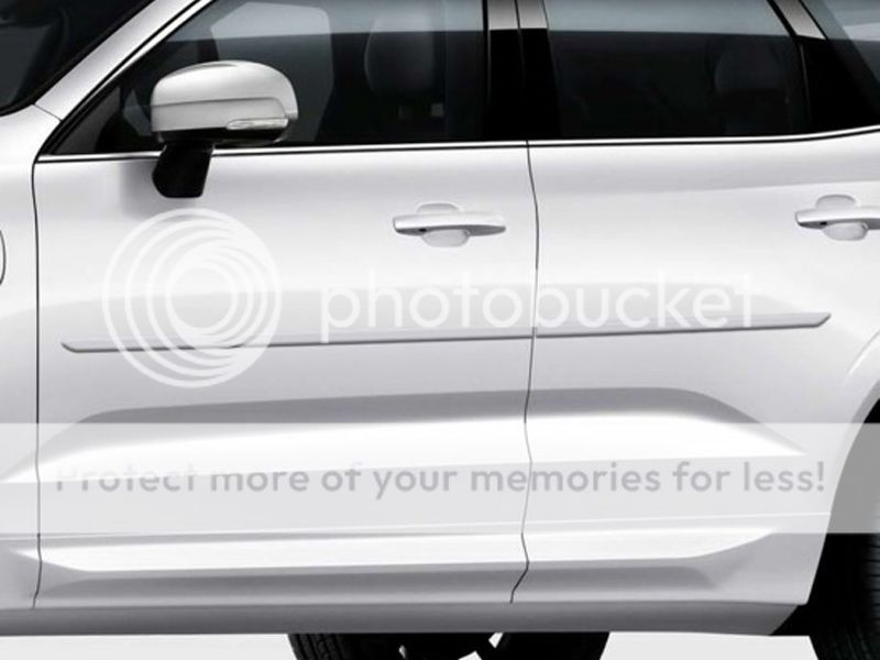 Volvo XC60  Painted Body Side Moldings