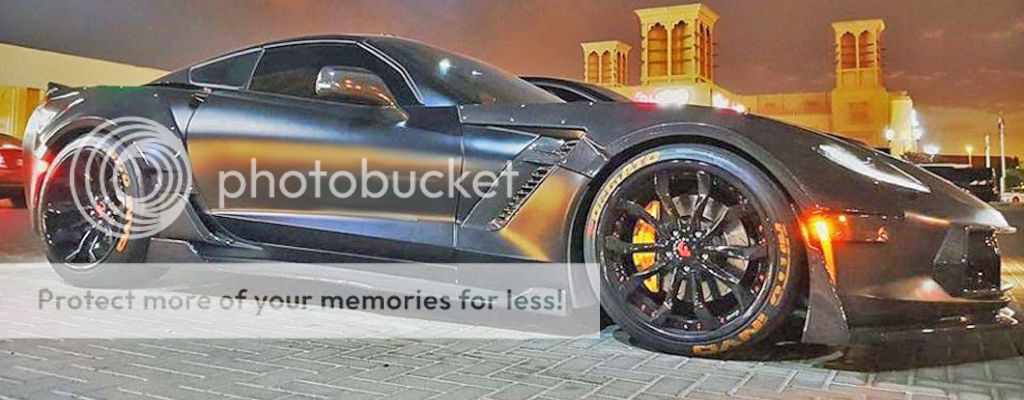 c7_Carbon_Fiber_side_skirts