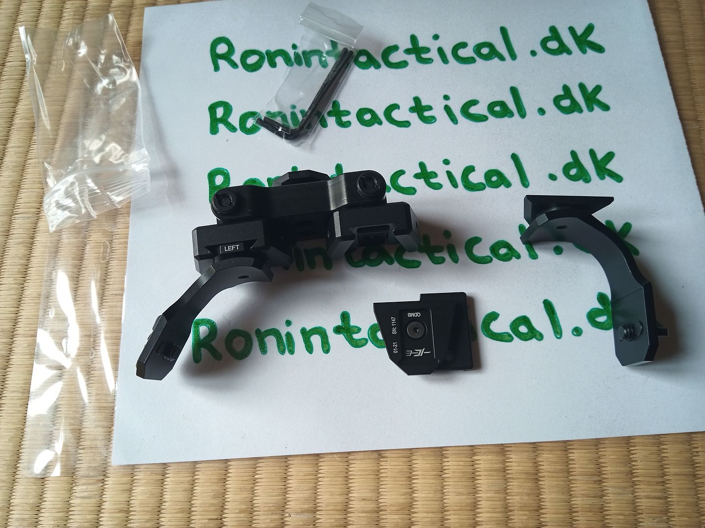MOD_Armory_D14_Dovetail_Adapter_for_Integrated_Components_Night_Vision_Helmet_Mount_D-14_Dual_PVS-14_Mounting_System_(5)