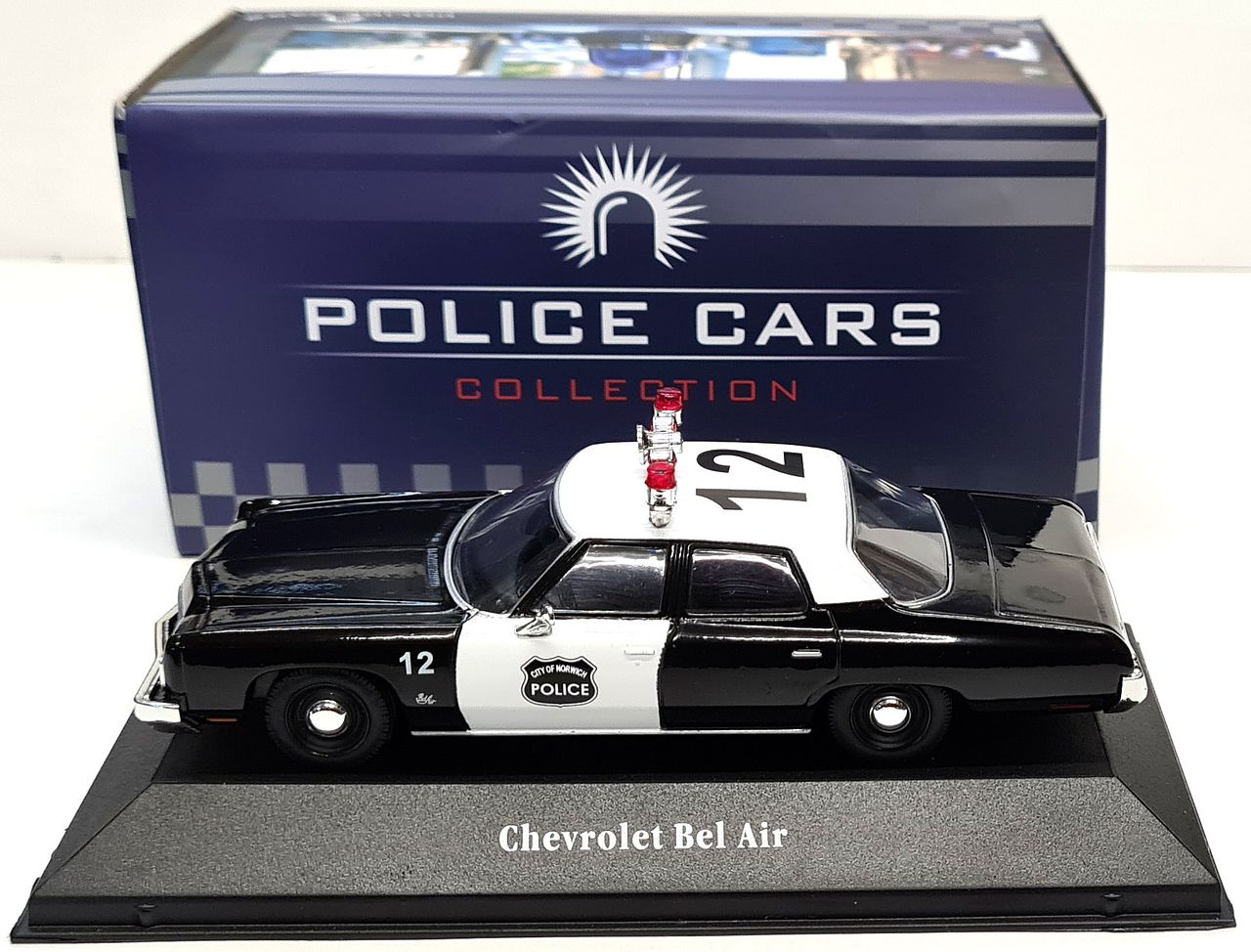 Police_Cheverolet_Bel_Air_01