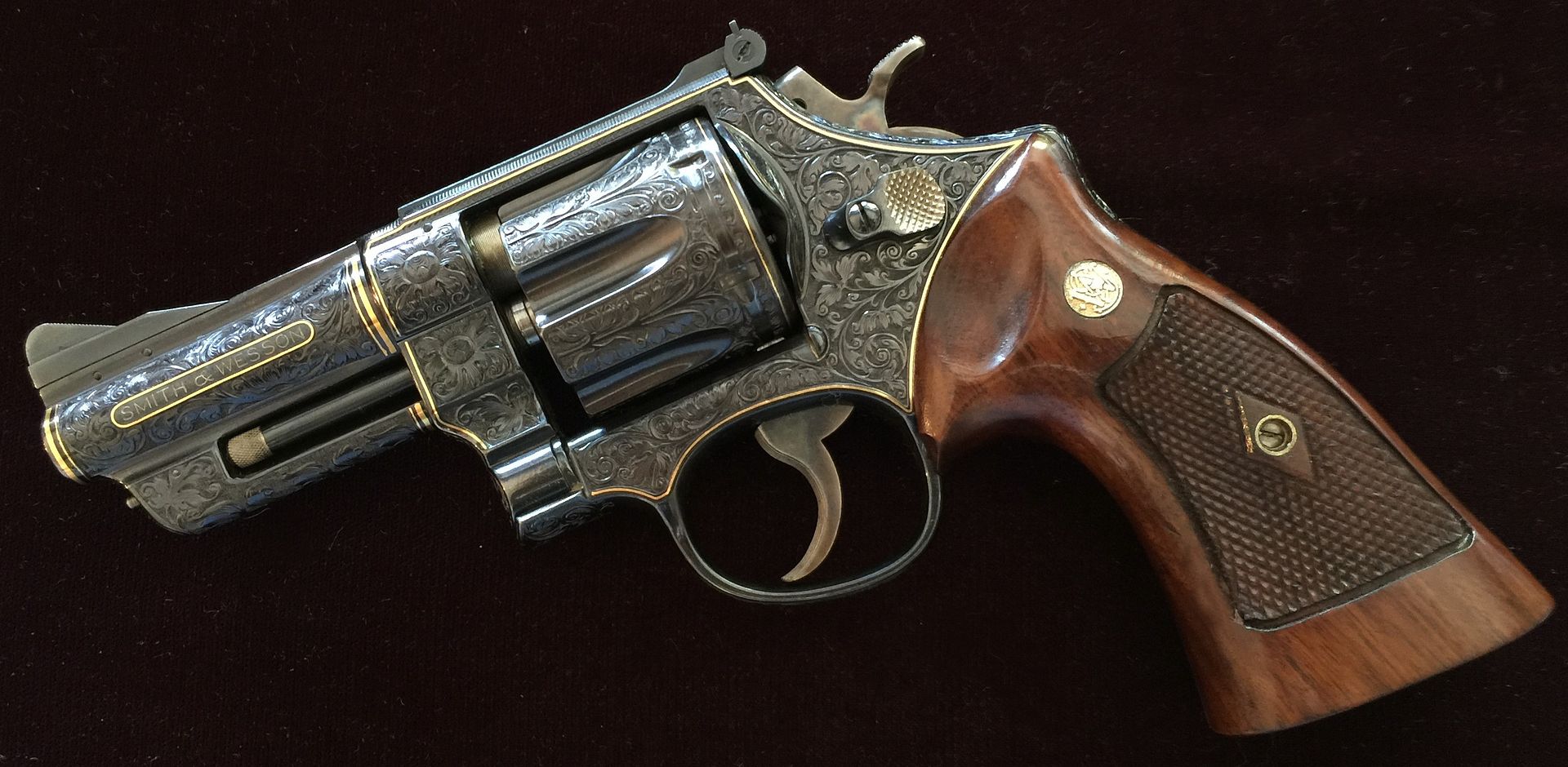 Gold engraved 44 magnum 29-2 Gold engraved 44 magnum 29-2