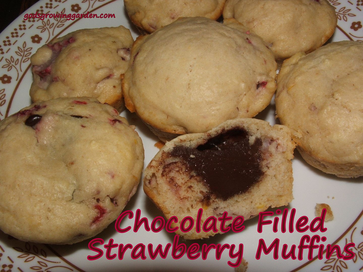 Chocolate Filled Strawberry Muffins DSCF0730
