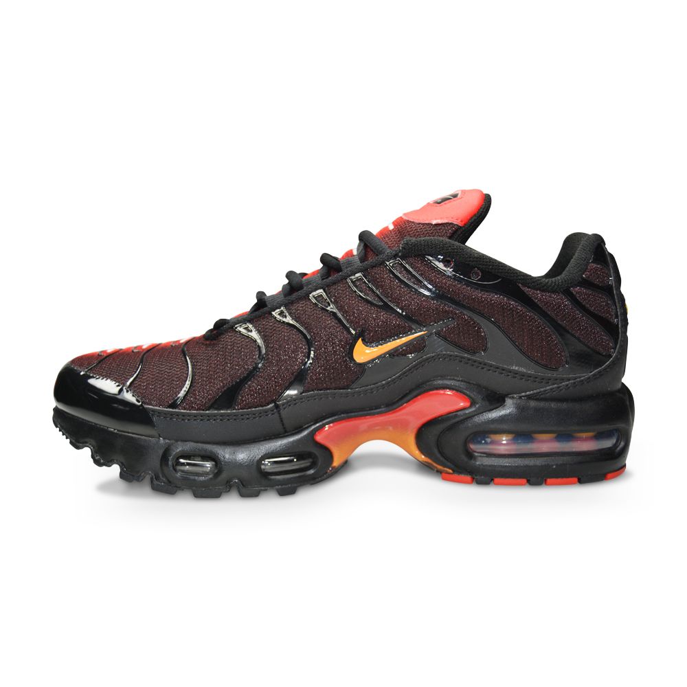 air max plus black magma orange