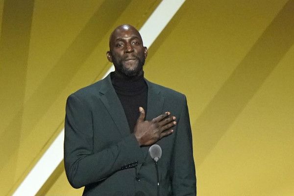 kobehall4