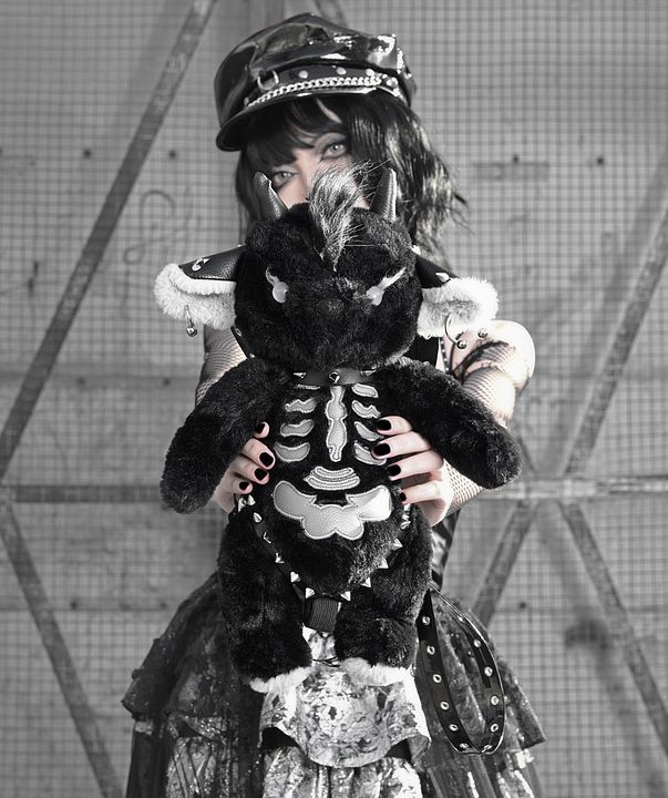 O1CN013rmRcA1aO9M5QgMY8_!!1798613319