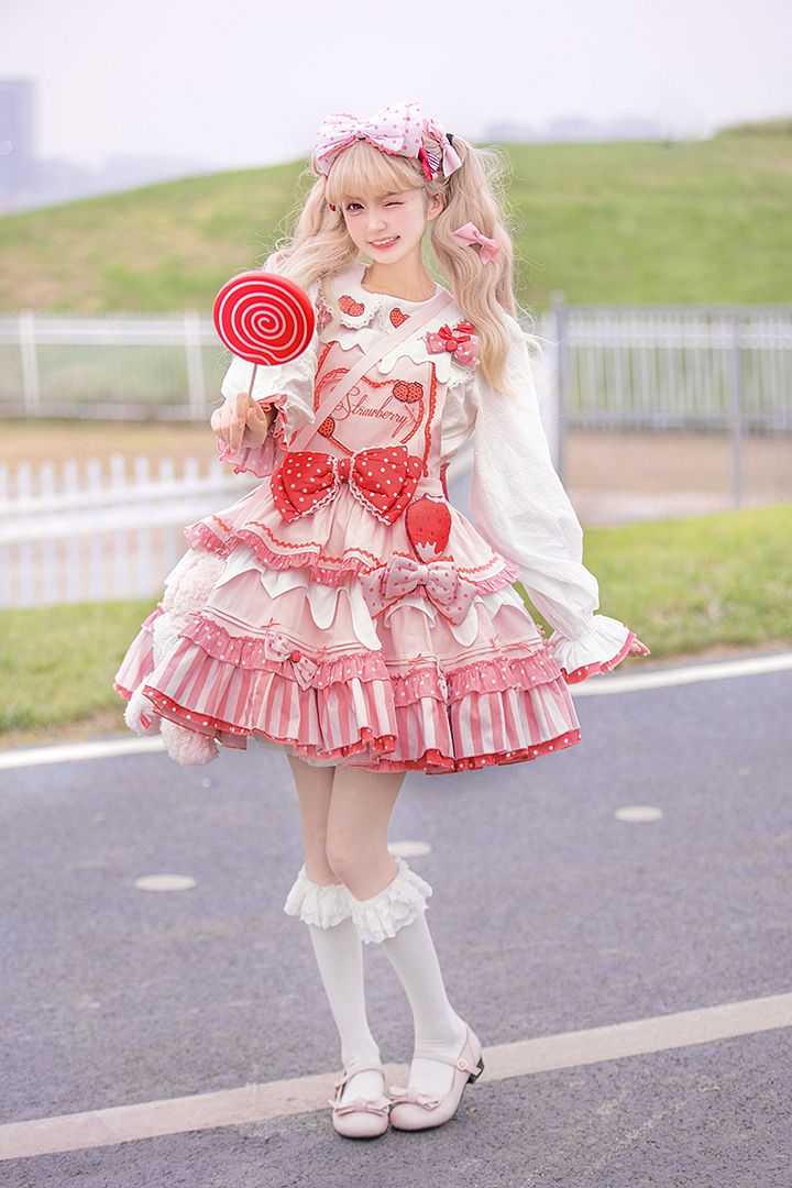 Strawberry Milk Pie Sweet Lolita Dress Outfit by Half Sweet Strawberry Milk Pie Sweet Lolita Dress Outfit by Half Sweet