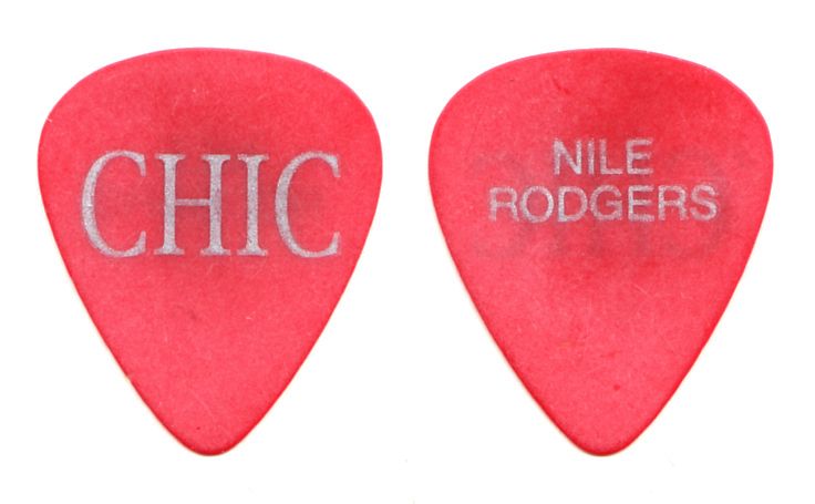 Chic NR Red Silver Pick 2