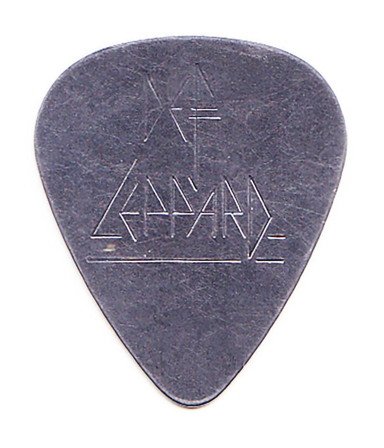 DL_Engraved_Steel_Pick_3