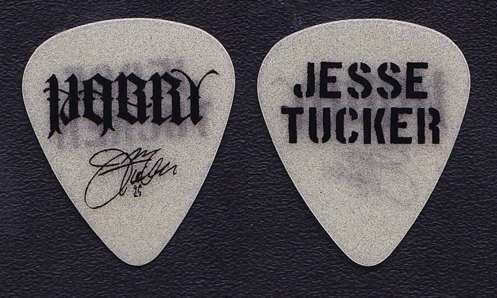 Jesse_Tucker_Glow_Pick