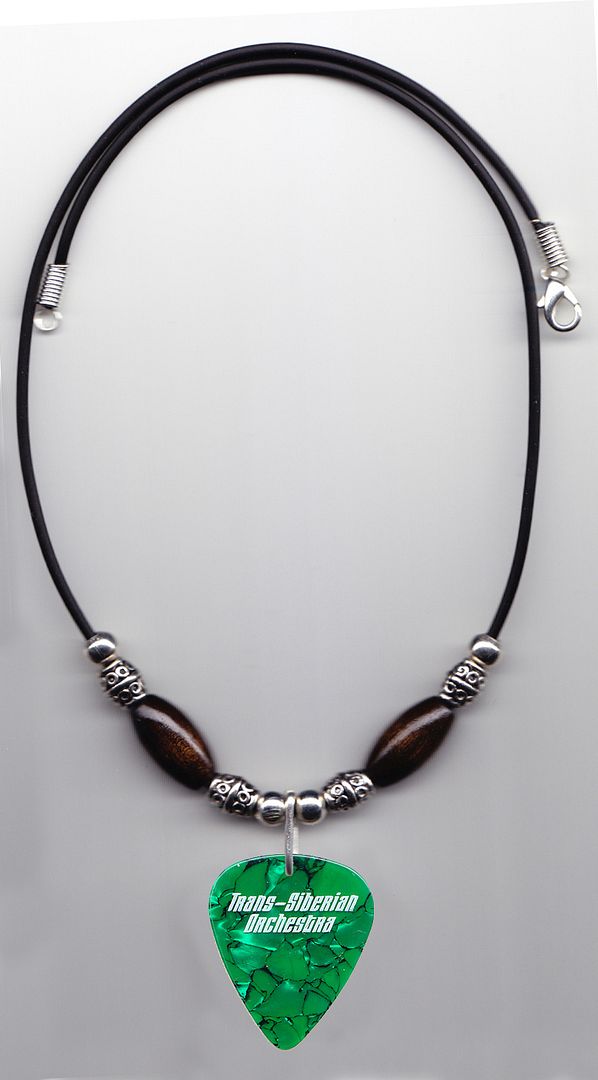 TSO_CC_Green_Pearl_Necklace