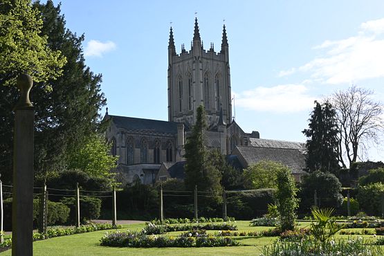 Abbey Gardens (3)