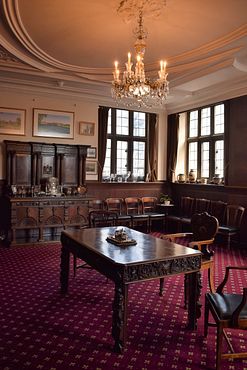 Exeter_Guildhall_(24)