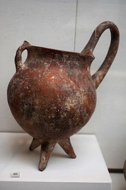 Redware_pottery_4700_years_ago