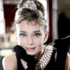 audrey-hepburn-poses-for-a-publicity-still-for-the-paramount-pictures-film-breakfast-at-tiffanys-in-1961-in-new-york-city-new-yo