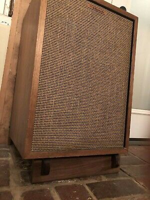 Custom-Made-Cherry-Wood-Speaker-Stands-for-Klipsch.jpg