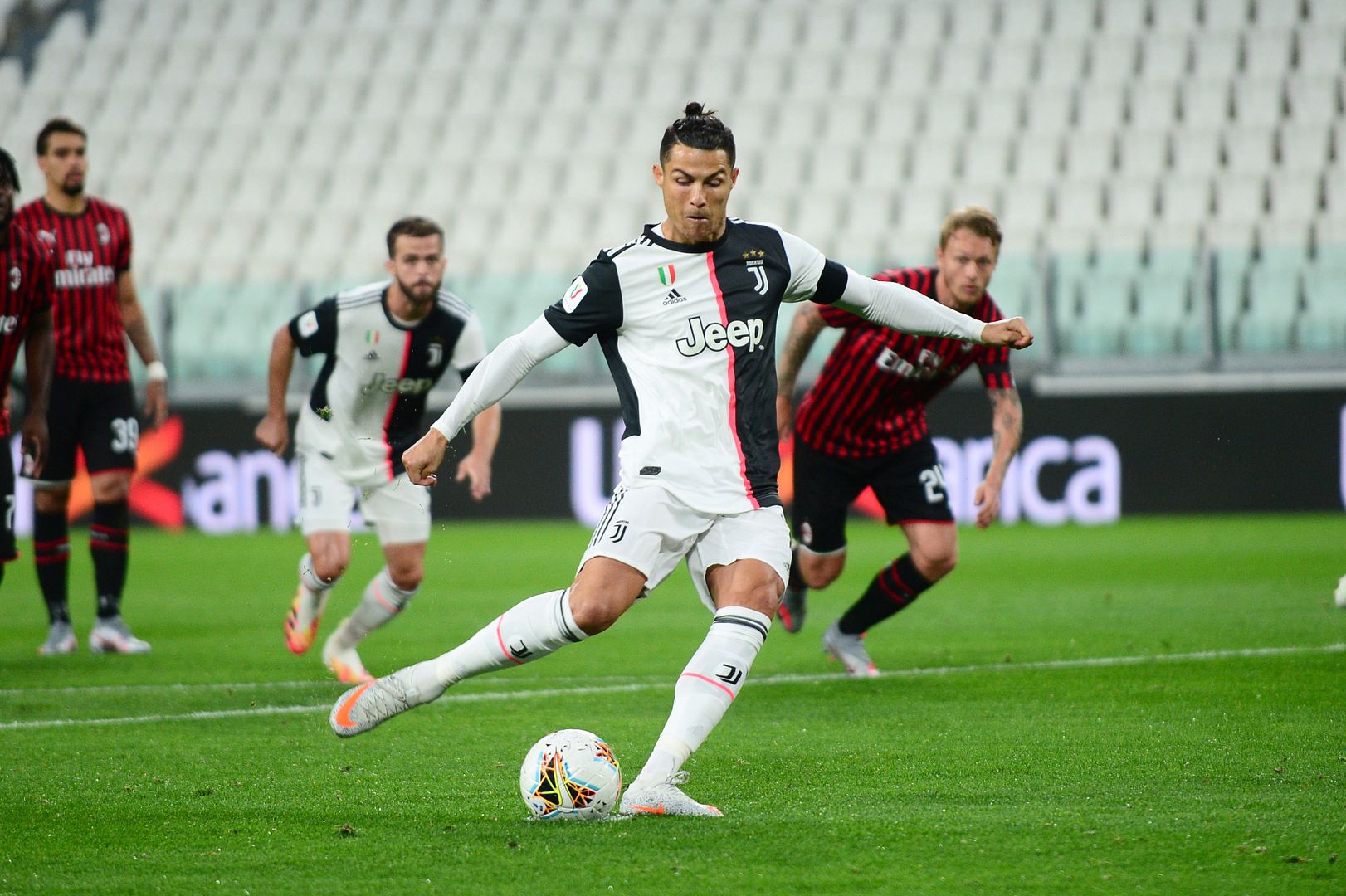 Cristiano Ronaldo bringing back the Safari style first CR7 boots