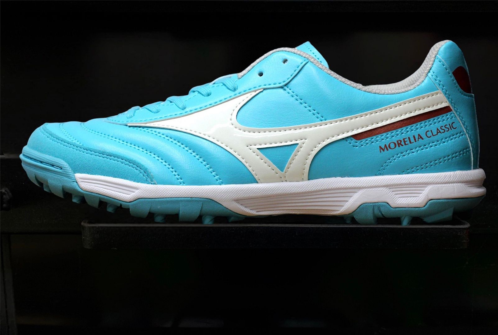 Giày bóng đá Mizuno Morelia Sala Classic TF màu xanh ngọc trắng - Q1GB230225