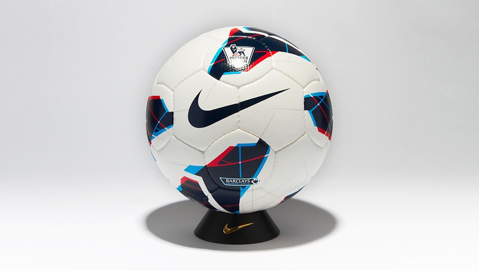 Bóng Nike Maxim 
