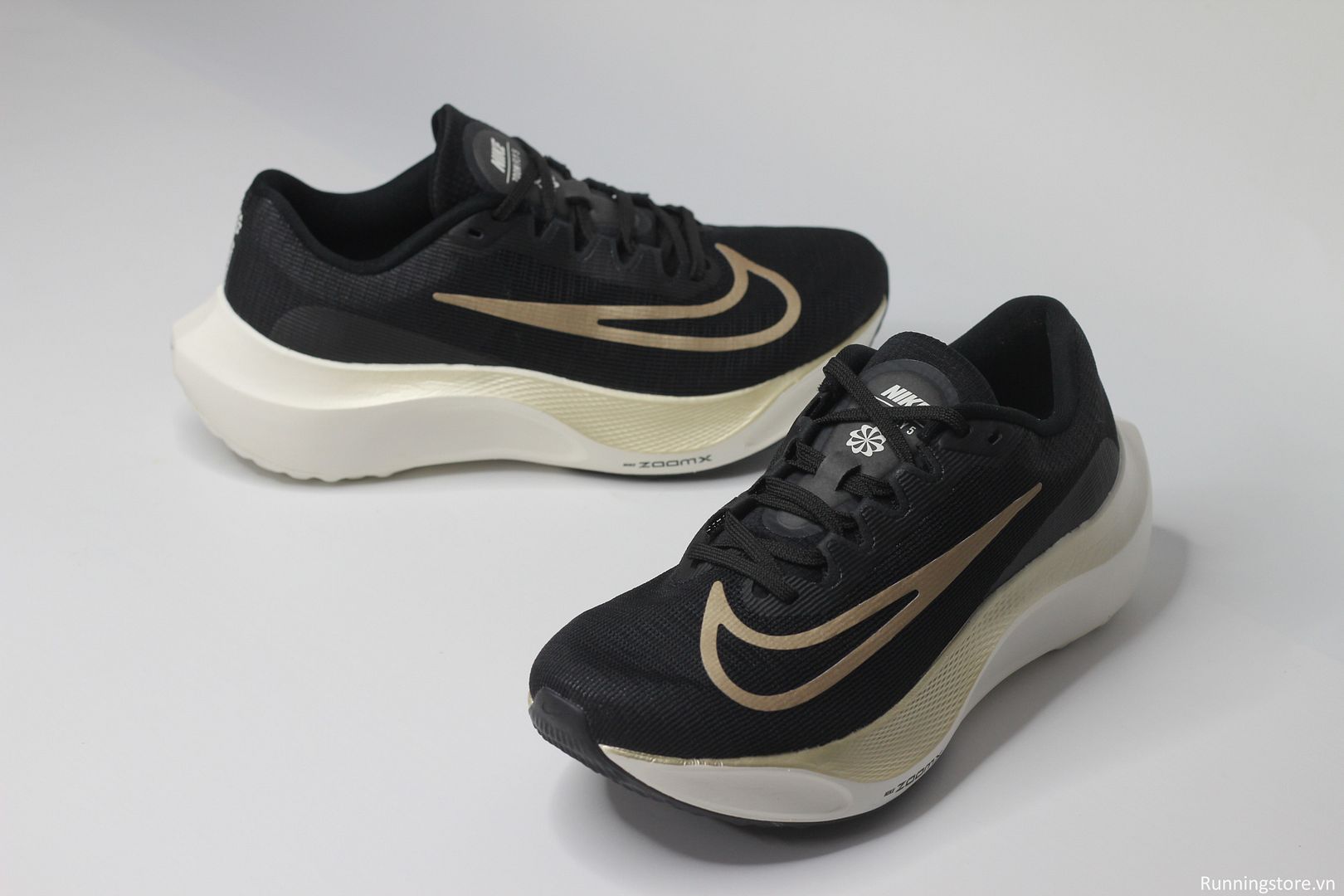 Nike Zoom Fly 5- Black/ Sail/ Metallic Gold Grain- DM8968-002