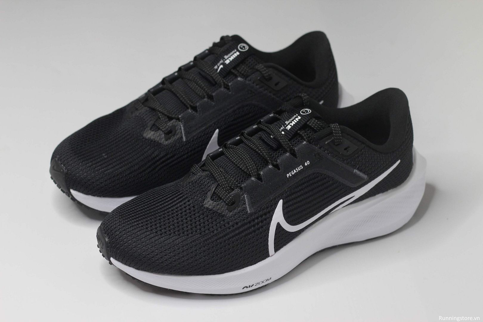 Giày chạy bộ nữ Nike Pegasus 40 Air Zoom W black/ white DV3854-001