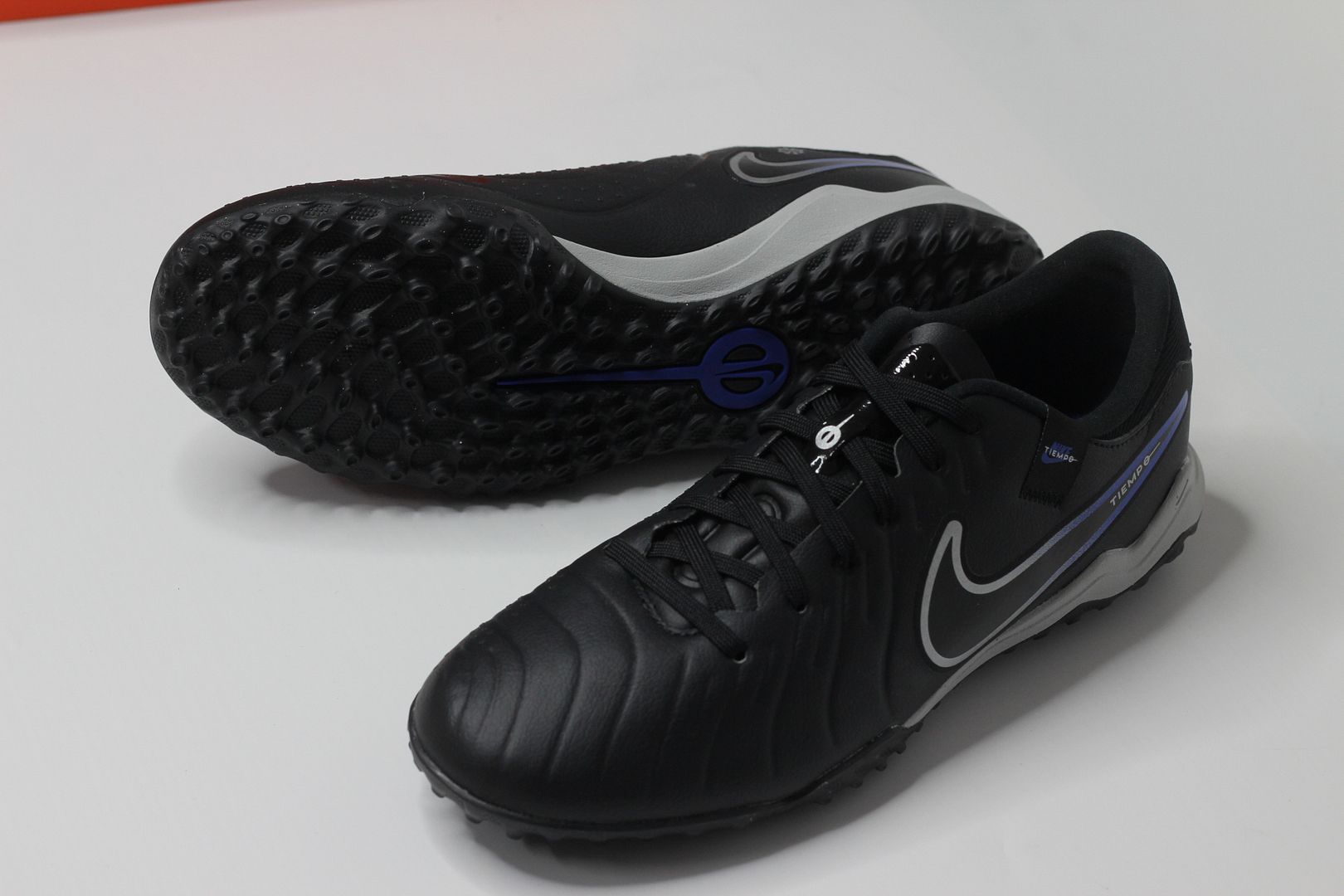 Nike Tiempo Legend 10 Academy TF Shadow pack màu đen trắng DV4342-040