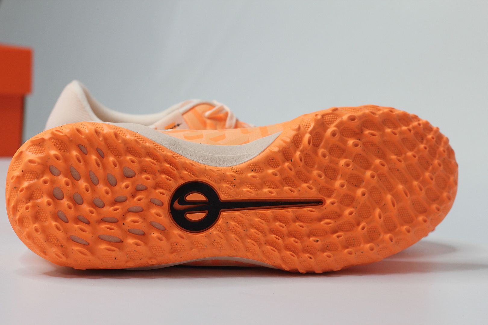 Nike Tiempo Legend 10 Academy TF màu cam trắng DZ3178-800